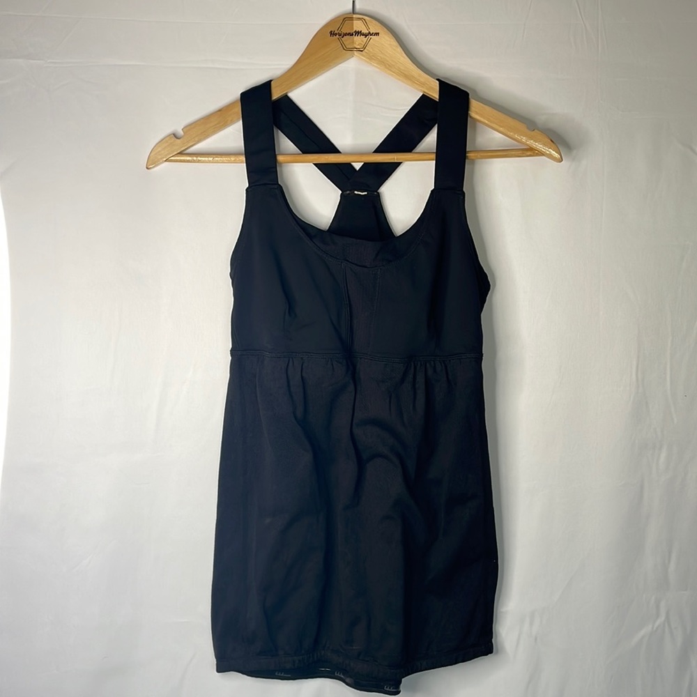 Womens Small Lululemon black Exercise Yoga Bra Tank Top (floral design)